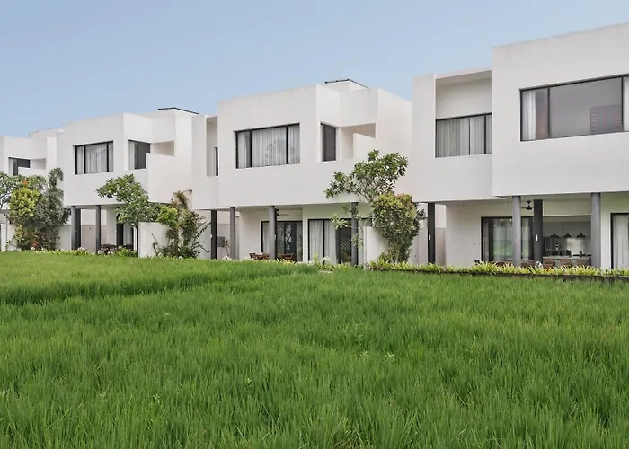 Vox Residences - Formerly Mandala Residences *